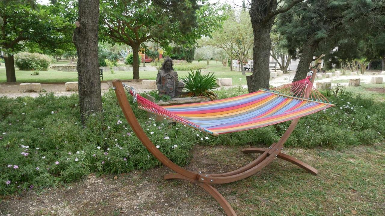 Mas Maurane - L'Olivier avec SPA privé Tarascon Extérieur photo
